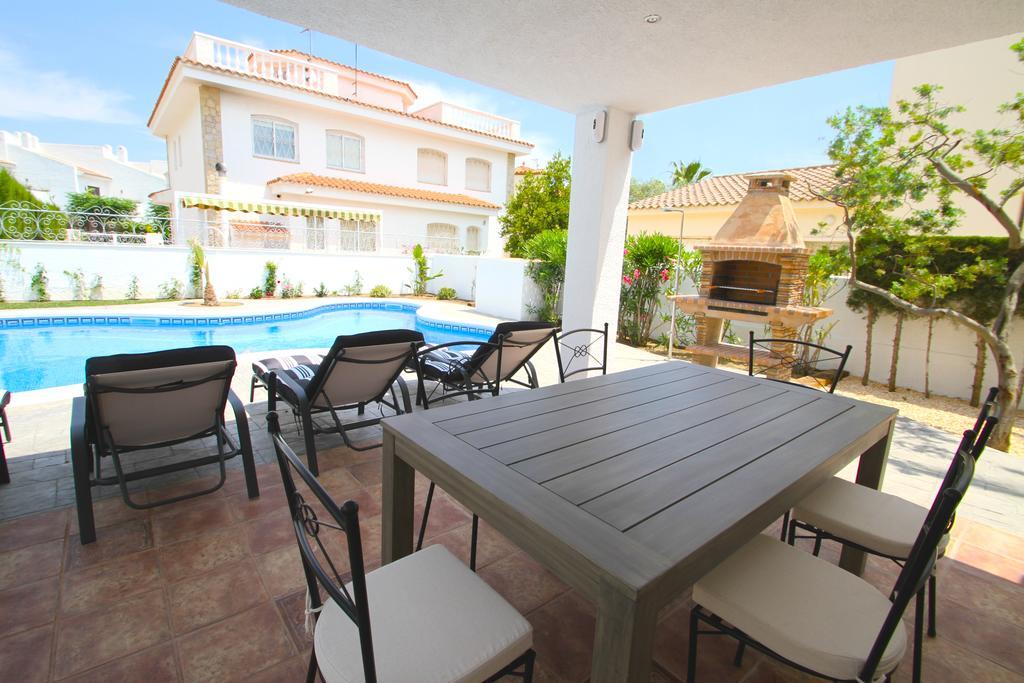 Arenda Pino Alto Villa Gallo Miami Platja  Habitación foto