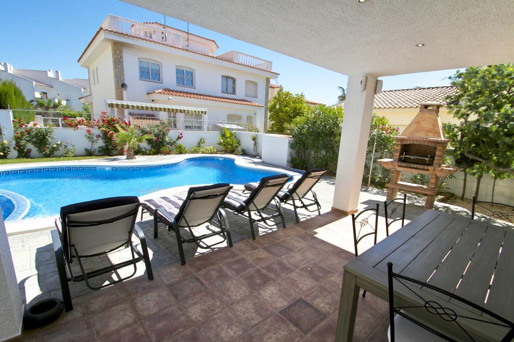 Arenda Pino Alto Villa Gallo Miami Platja  Habitación foto