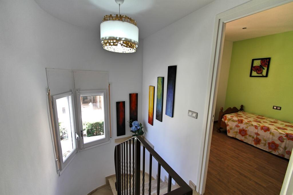 Arenda Pino Alto Villa Gallo Miami Platja  Habitación foto